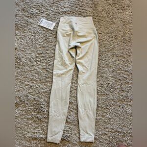 Cream Lululemon leggings